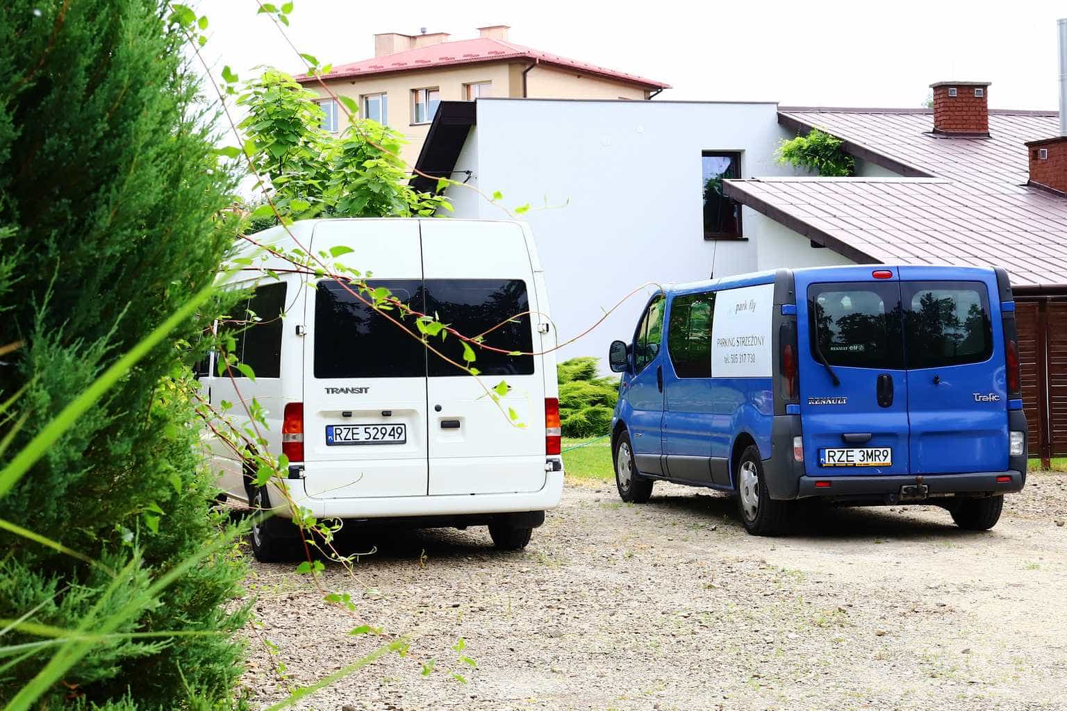 Zdjęcie parkingu Jasionka Parking | Park & Fly Rzeszów Rzeszów lotnisko Zdjęcie parkingu Jasionka Parking | Park & Fly Rzeszów Rzeszów lotnisko