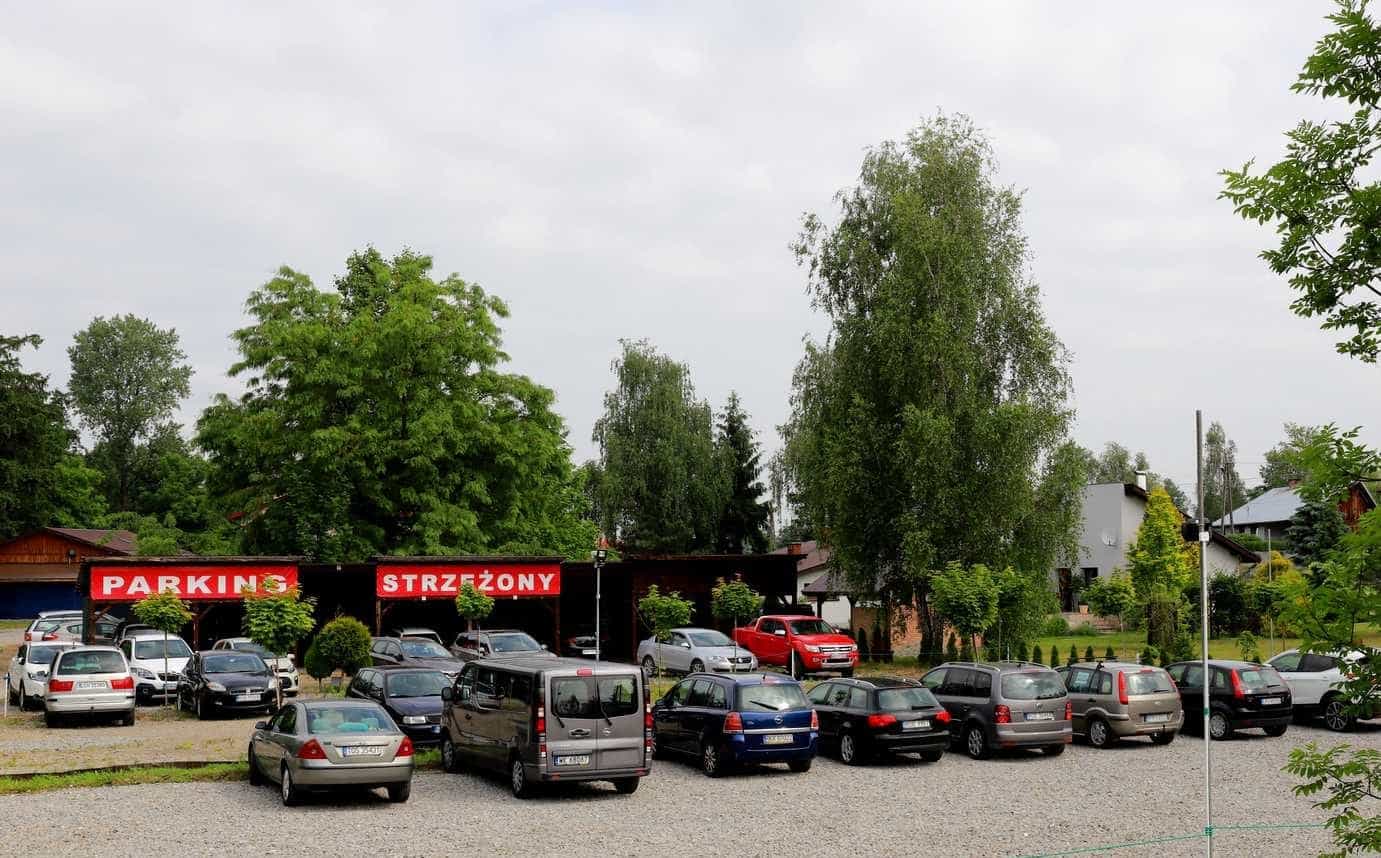 Zdjęcie parkingu Jasionka Parking | Park & Fly Rzeszów Rzeszów lotnisko Zdjęcie parkingu Jasionka Parking | Park & Fly Rzeszów Rzeszów lotnisko
